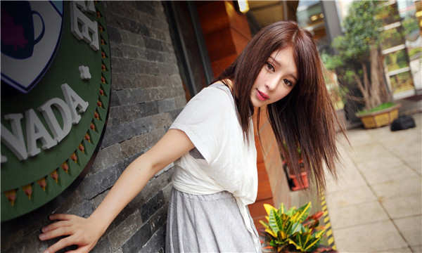 道里想找一个女性生孩子给报酬-｛找个女人生孩子多少钱｝